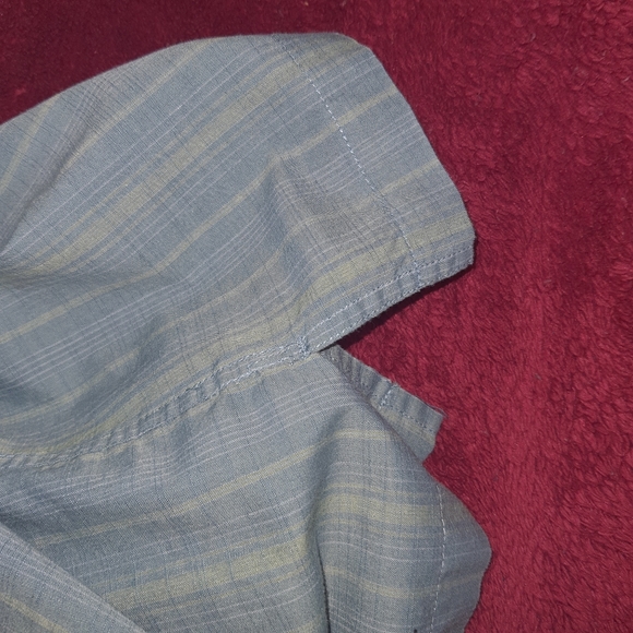 Men's Van Heusen Premium XXL Short Sleeve Casual Shirt  Blue Striped 18 ½ Neck - Picture 4 of 9